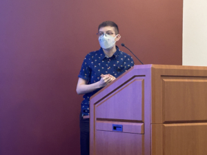 Library speaker offers ‘tantalizing glimpses’ of queer history