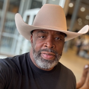 Township vet gives back to the community